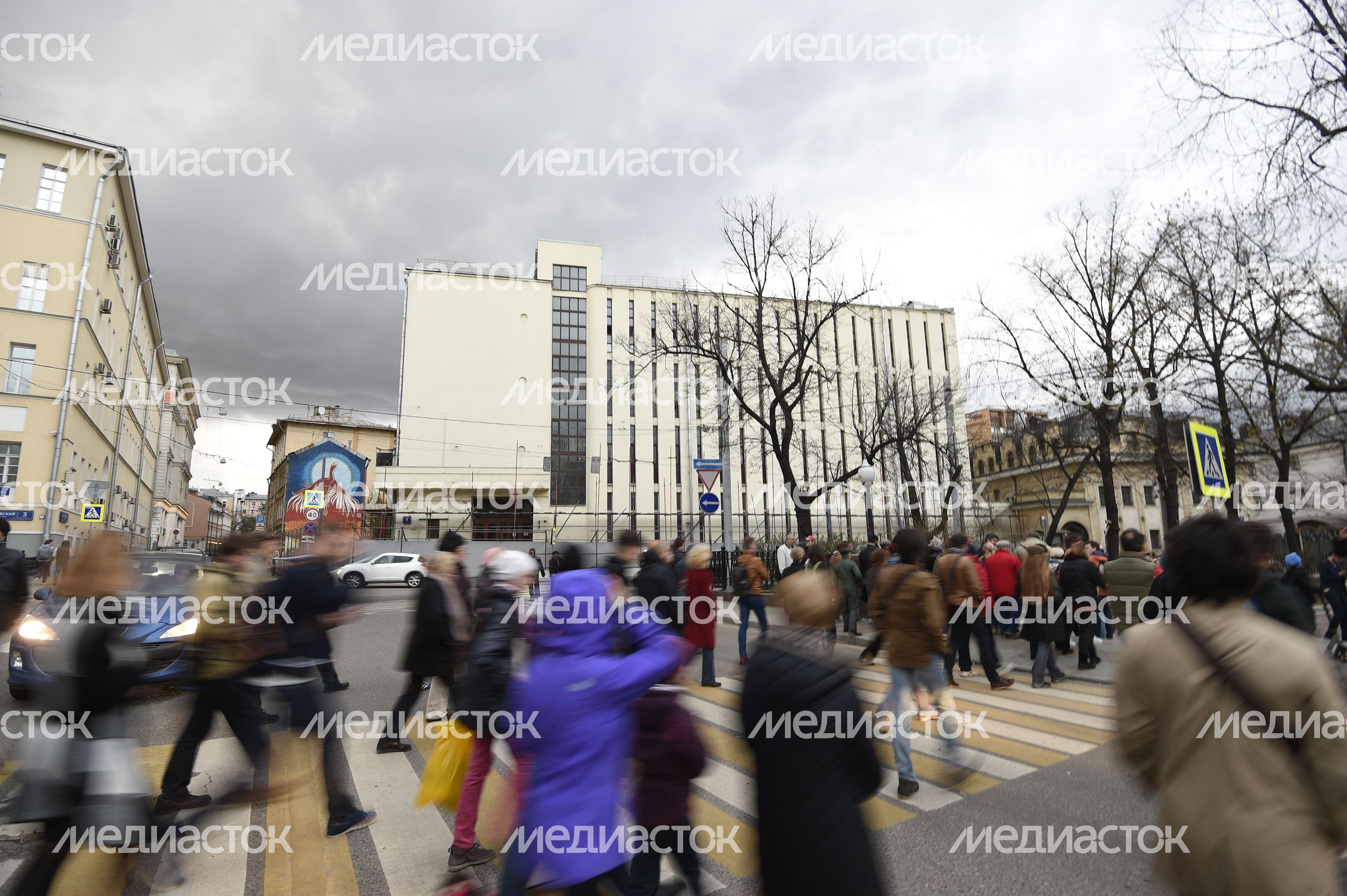 Народный сход в защиту Таганской АТС в Москве