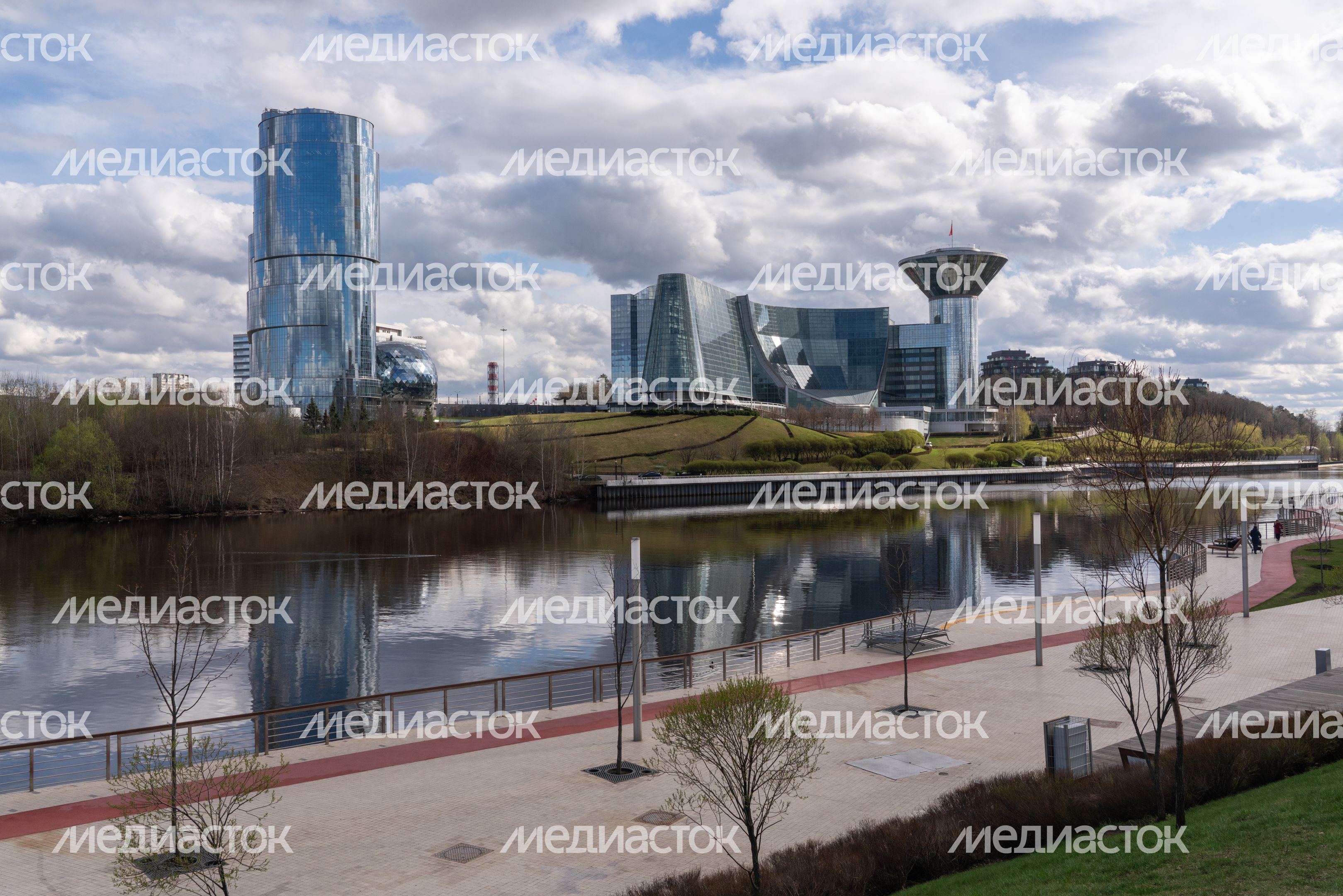 Дом правительства Московской области в Красногорске Дом правительства Московской области в Красногорске