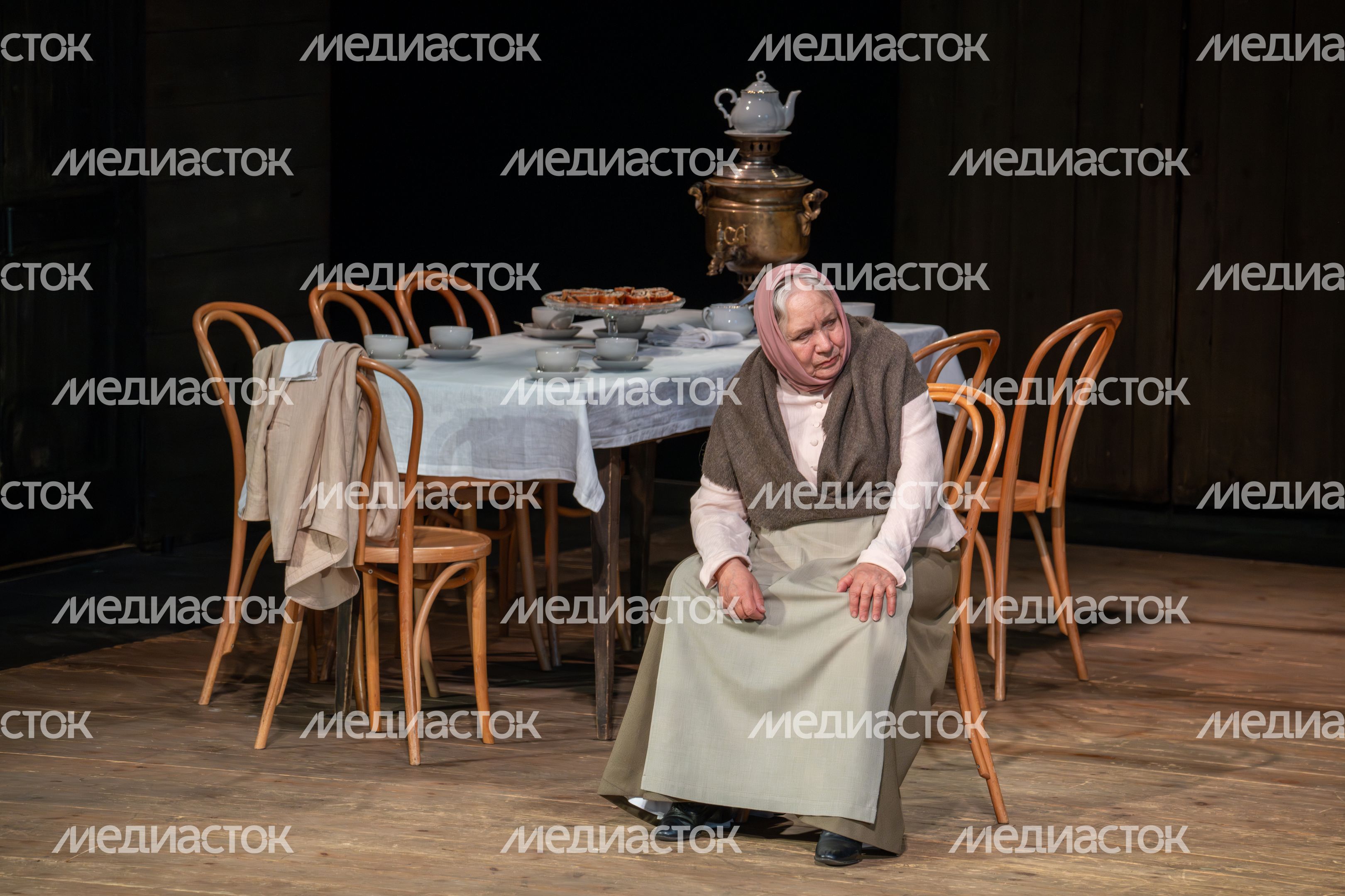 Театральный фестиваль «Мелиховская весна» в музее-заповеднике А.П. Чехова открылся спектаклем «Дядя Ваня» Театра Европы Театральный фестиваль «Мелиховская весна» в музее-заповеднике А.П. Чехова открылся спектаклем «Дядя Ваня» Театра Европы