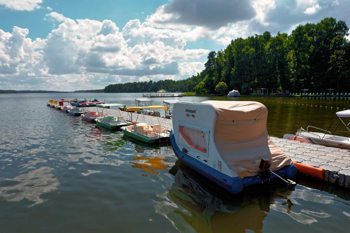 Отдых у воды Истринского водохранилища в загородном отеле «Истра»