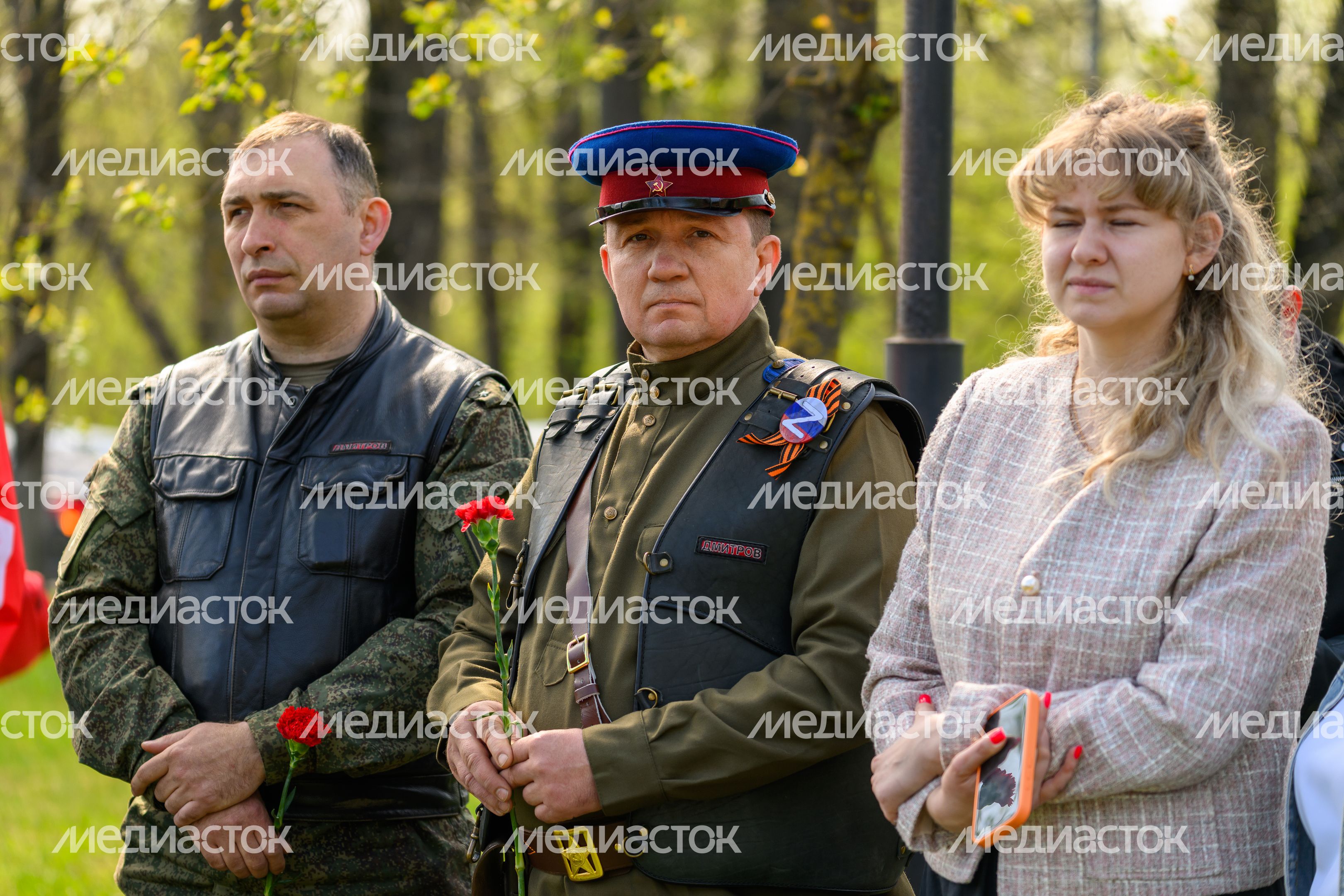 Памятное мероприятие у мемориала в Дмитровском округе в преддверие Дня Победы Памятное мероприятие у мемориала в Дмитровском округе в преддверие Дня Победы