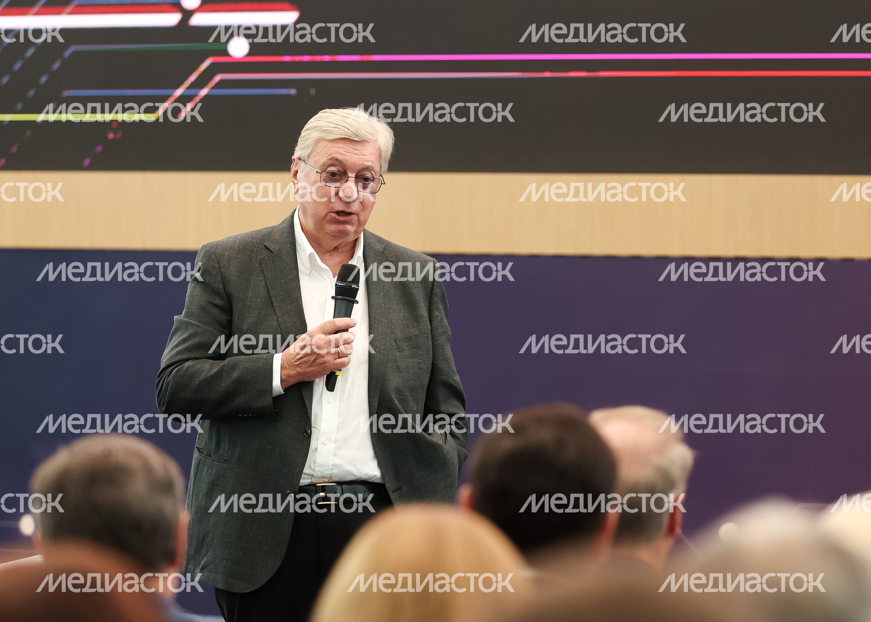 Анатолий Торкунов на пленарной сессии "Образование будущего" в рамках Форума педагогов Подмосковья Анатолий Торкунов на пленарной сессии "Образование будущего" в рамках Форума педагогов Подмосковья