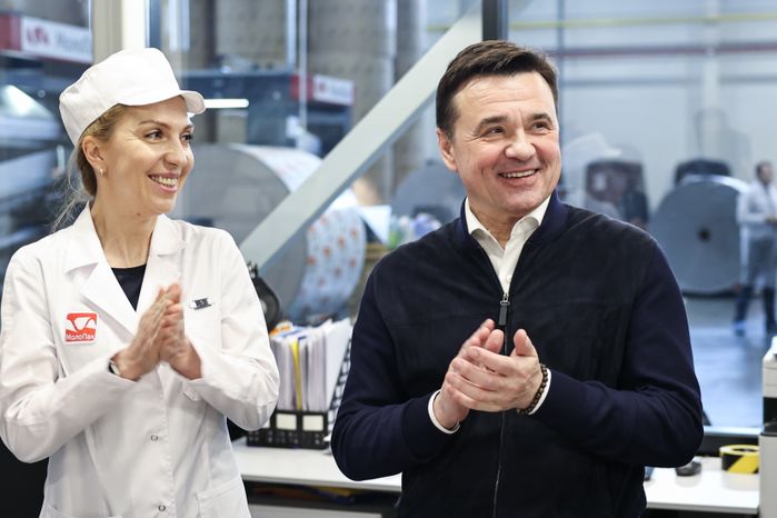 Андрей Воробьев посетил запуск производства упаковки для пищевой продукции в Чехове