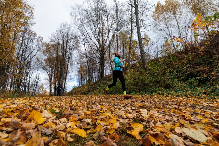 Забег Hero League Trail на 1, 5 и 10 км по пересеченной местности в Красногорске