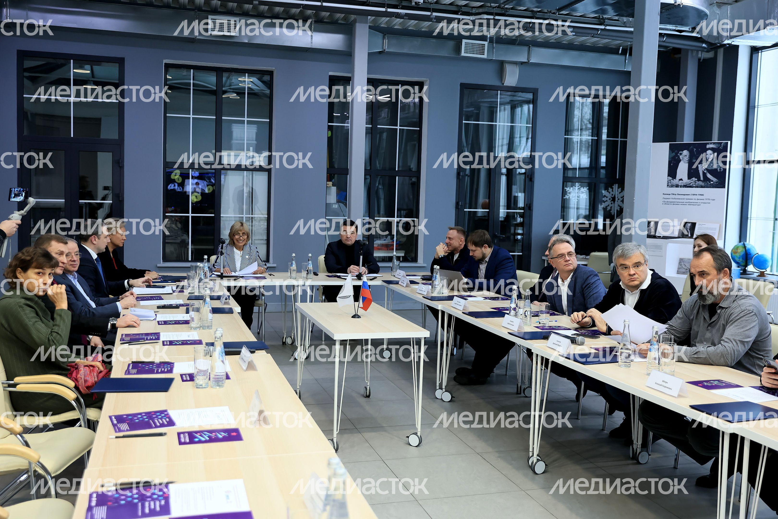 Проверка хода работ в будущем кампусе для проживания и детском технопарке на базе Физтех-лицея им. П.Л. Капицы Губернатором Подмосковья