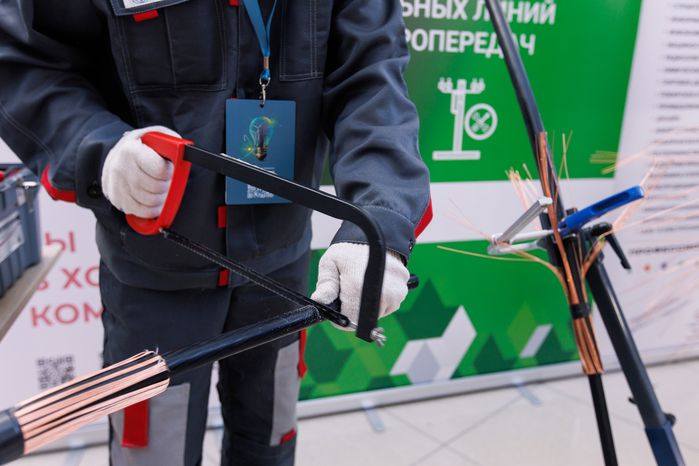 Стенд Щелковского колледжа на выставке техники и энергооборудования в Красногорске