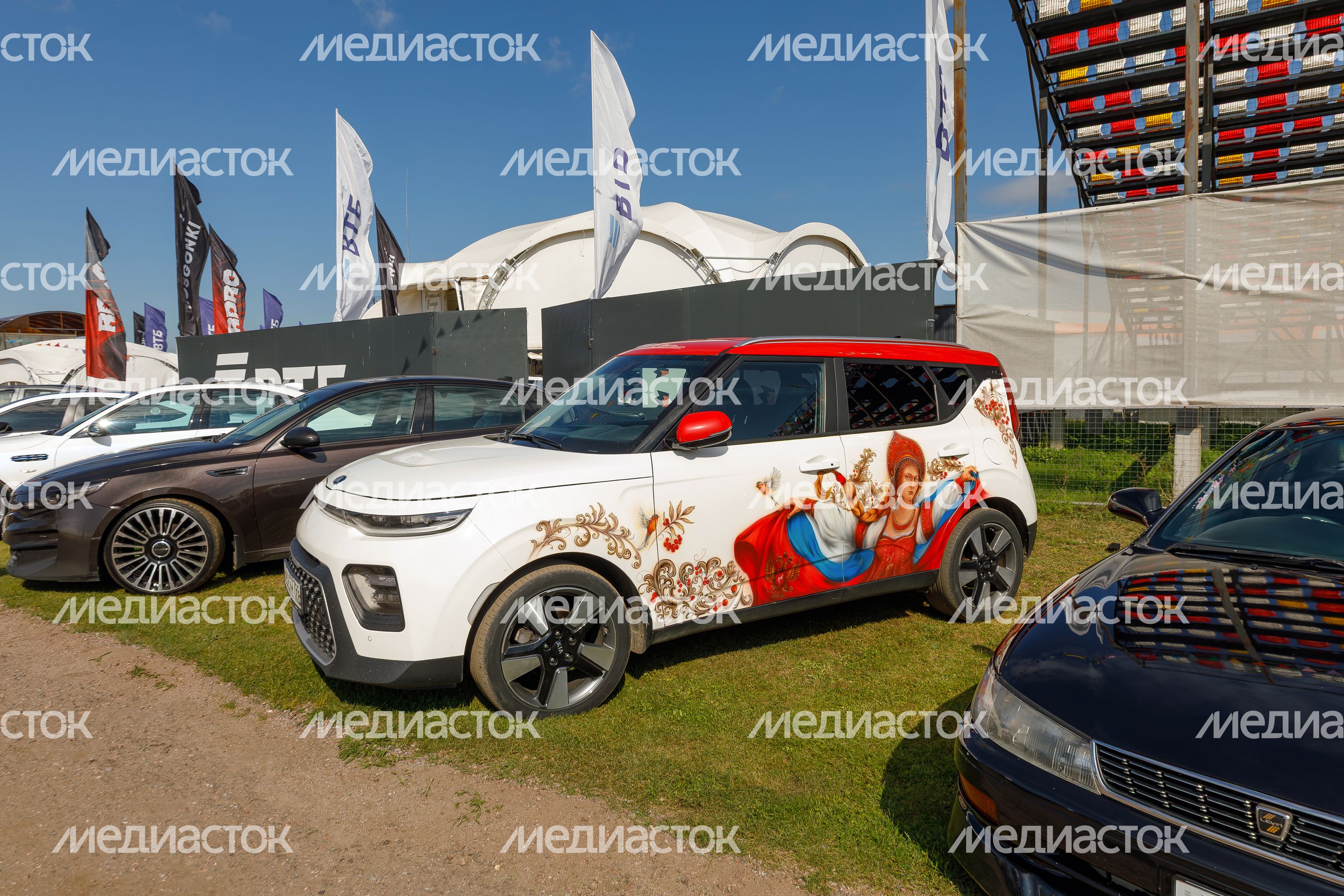 На Sueta Car Fest выбрали лучшие автомобили по тюнингу и автозвуку На Sueta Car Fest выбрали лучшие автомобили по тюнингу и автозвуку
