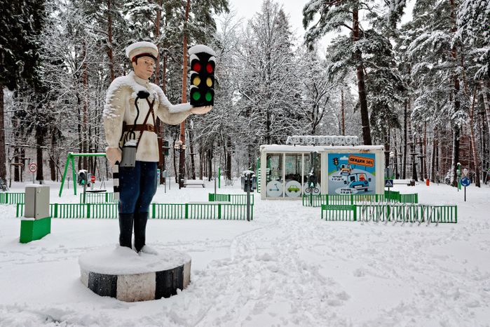 Автогородок в экопарке «Губайловский» в Красногорске зимой