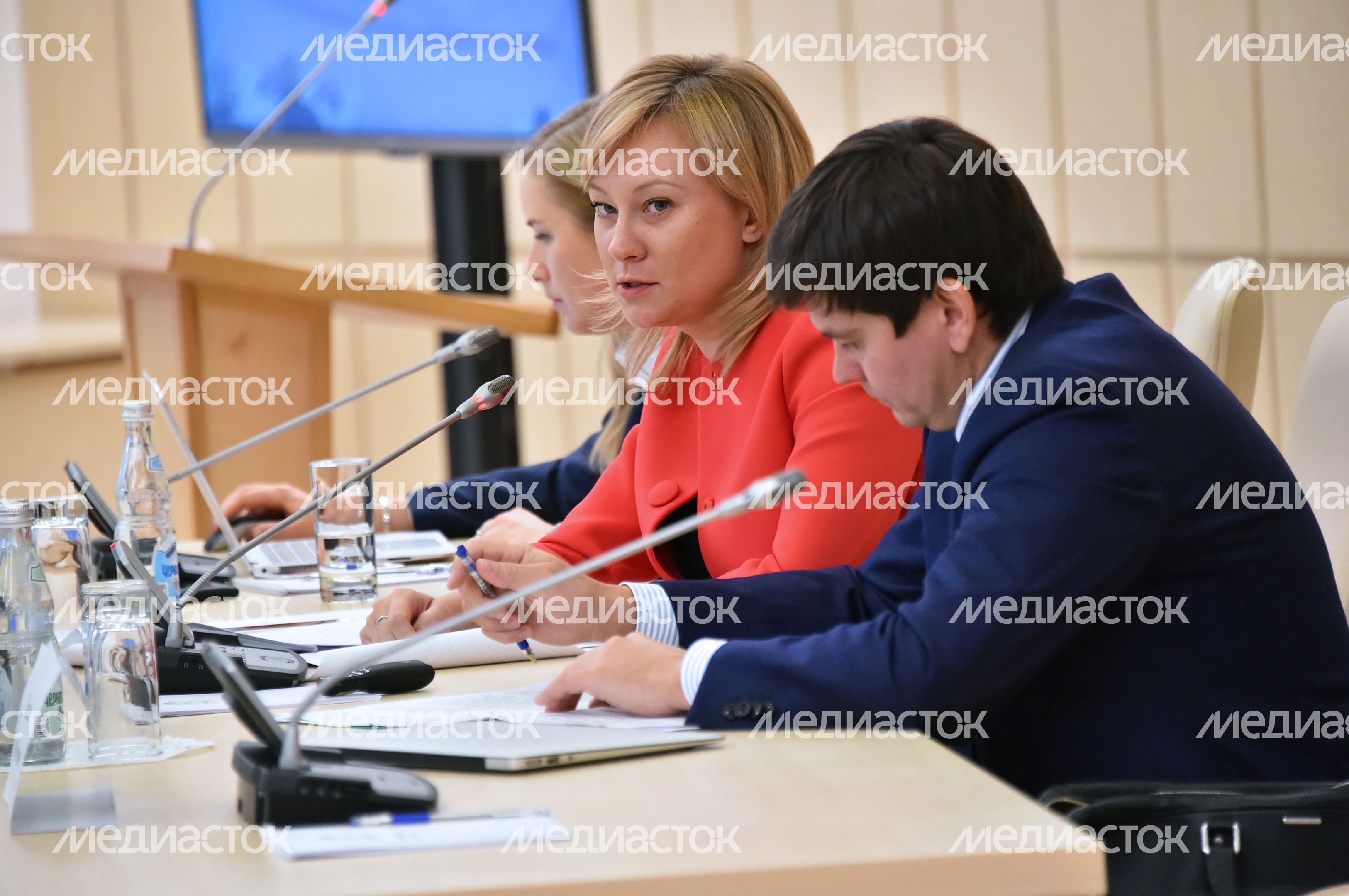 Форум «Открытая власть против коррупции» в Красногорске