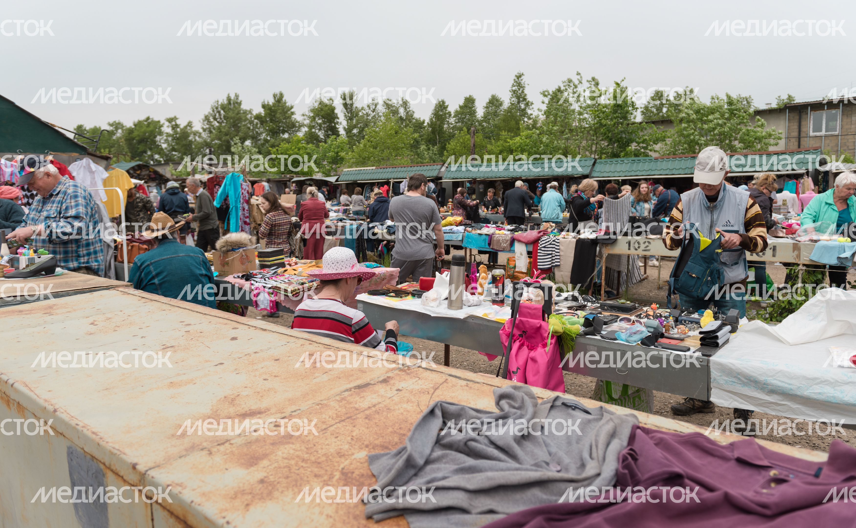 Блошиный рынок «Левша» в Новоподрезково