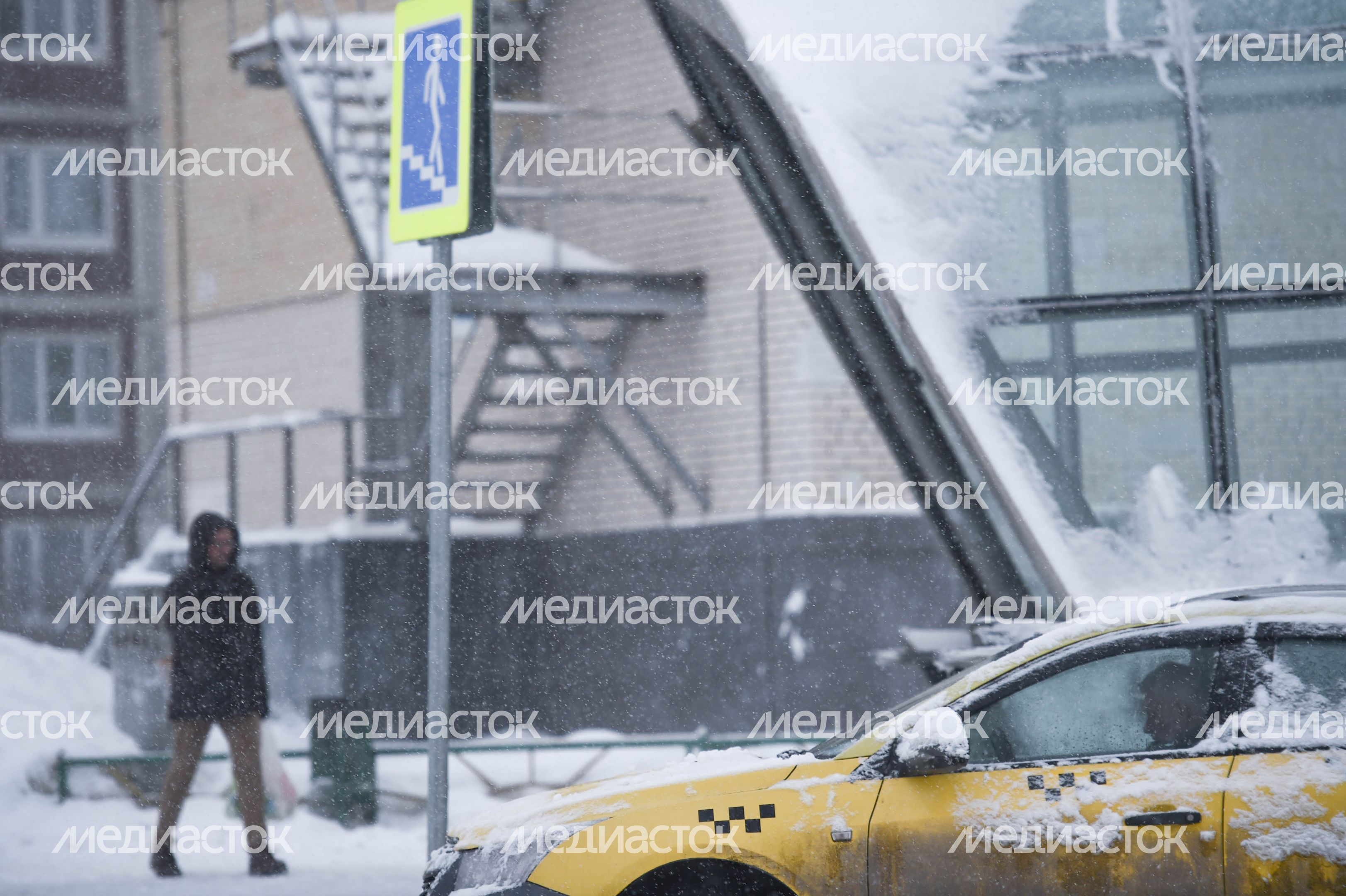Рекордный снегопад в Москве и Подмосковье