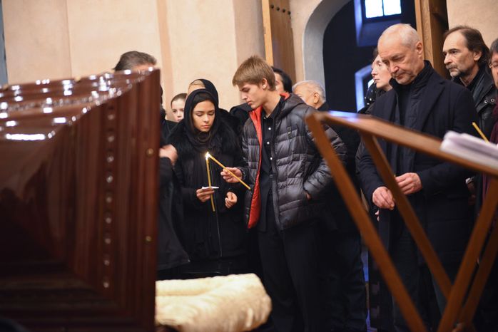 Церемония прощания с режиссером Георгием Юнгвальд-Хилькевичем в Москве