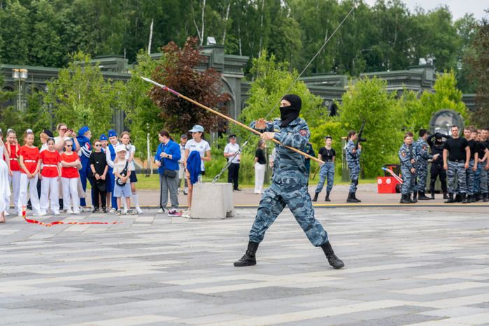 Показательные выступления специального полка полиции с демонстрацией боевых приемов борьбы