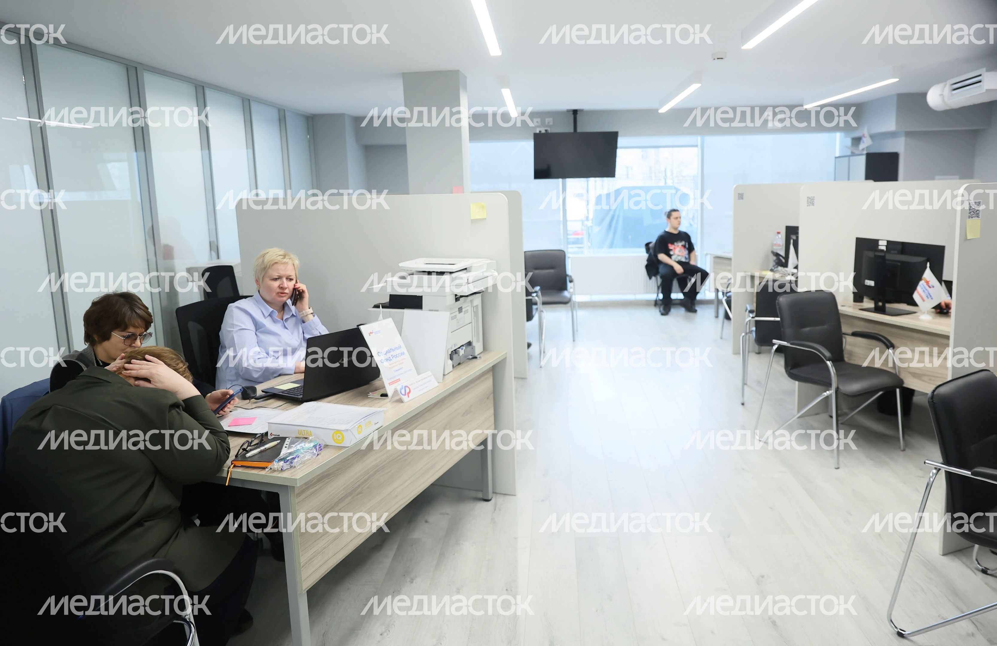 В красногорском БЦ «Кубик» начал работу Центр помощи для родственников пострадавших в результате теракта