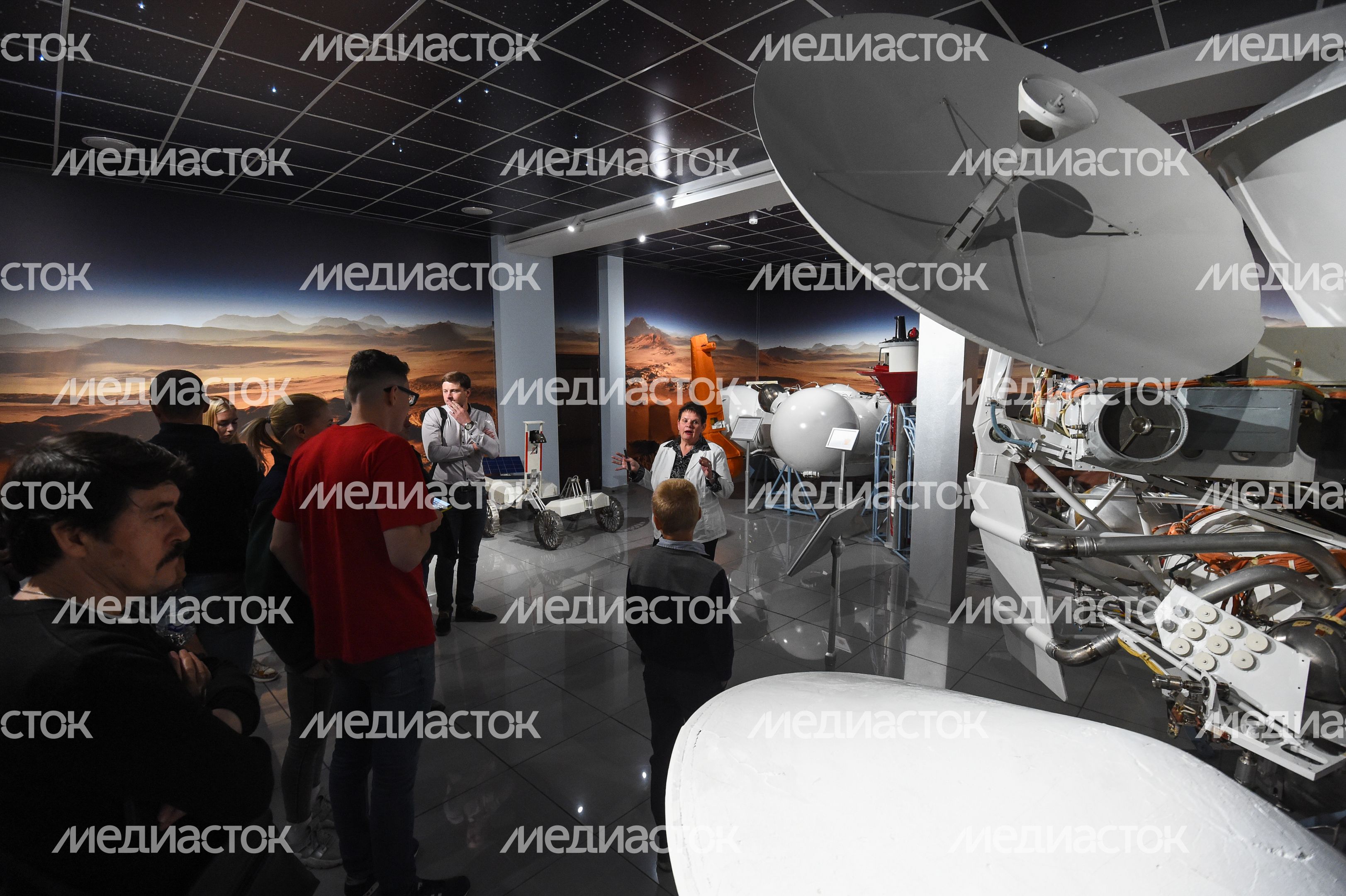 Презентация транспортных карт с героями мультфильма «Белка и Стрелка»