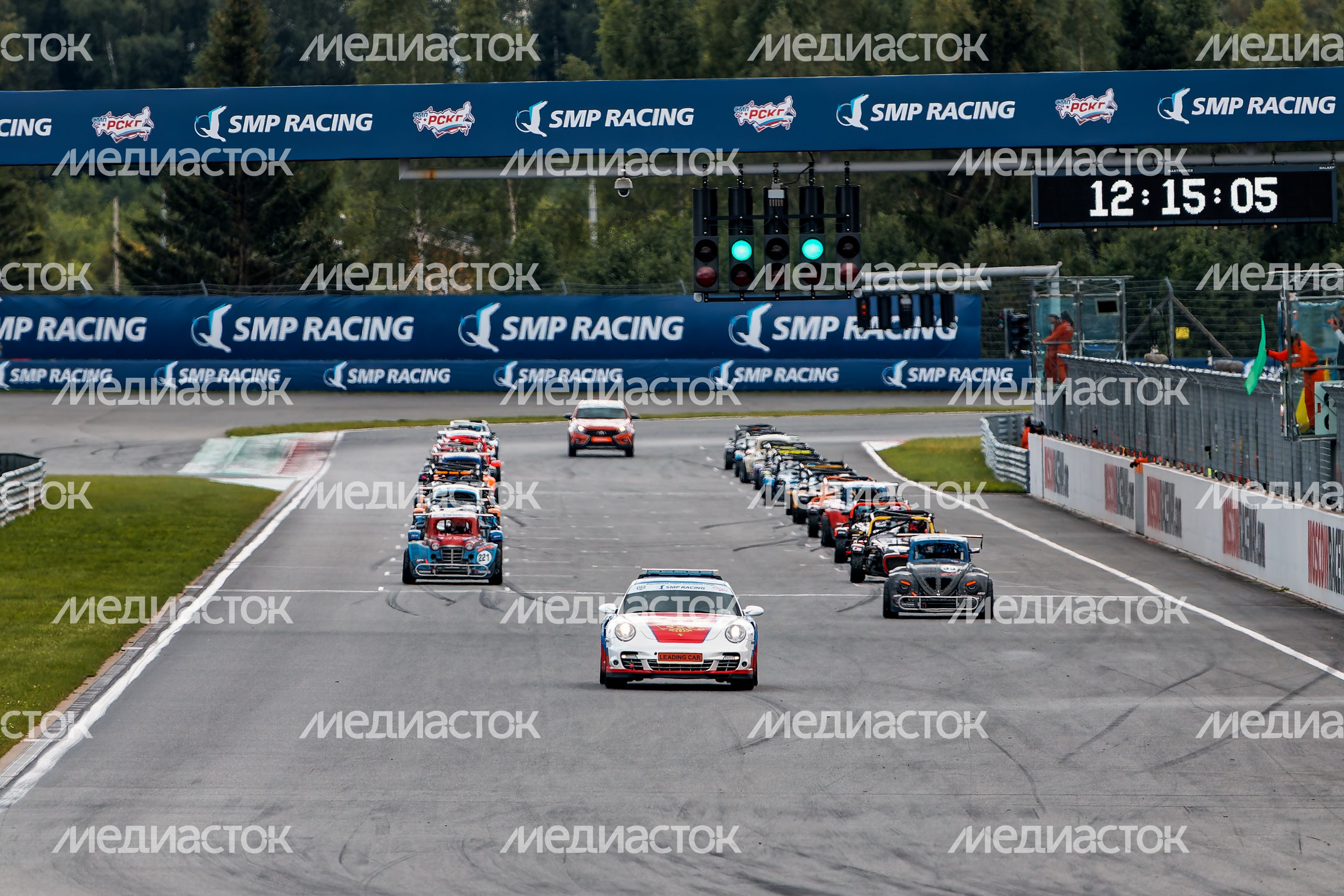 VI этап российской серии кольцевых гонок на автодроме Moscow Raceway