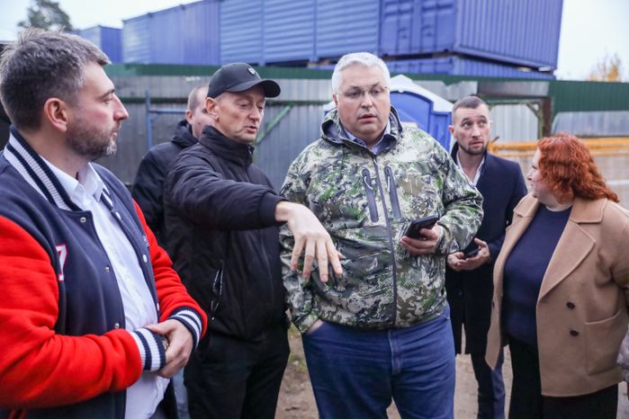 Кирилл Григорьев проверил ход масштабной реконструкции системы водоотведения в Солнечногорске