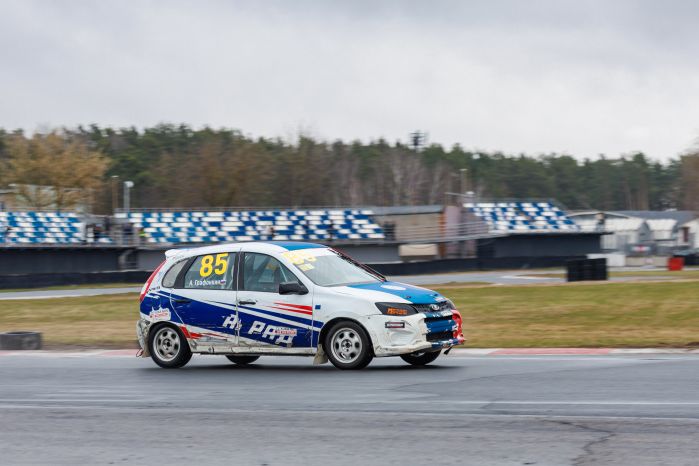 Открытие сезона ралли-кросса на гоночной трассе ADM Raceway в Мячково округа Люберцы