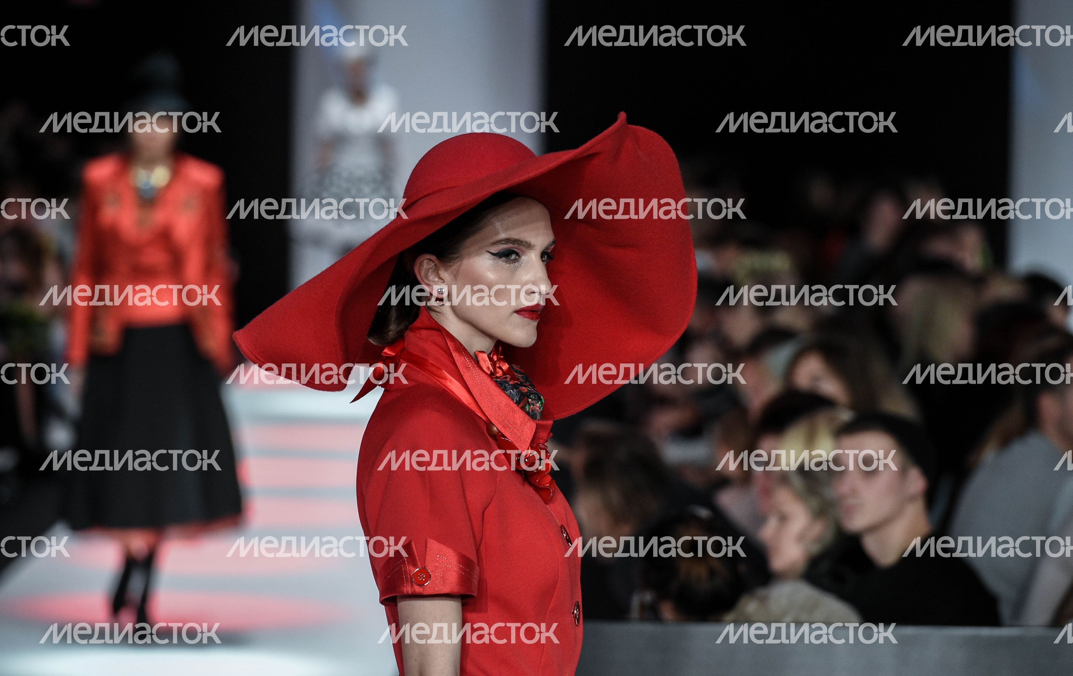 Неделя моды Mercedes-Benz Fashion Week Russia
