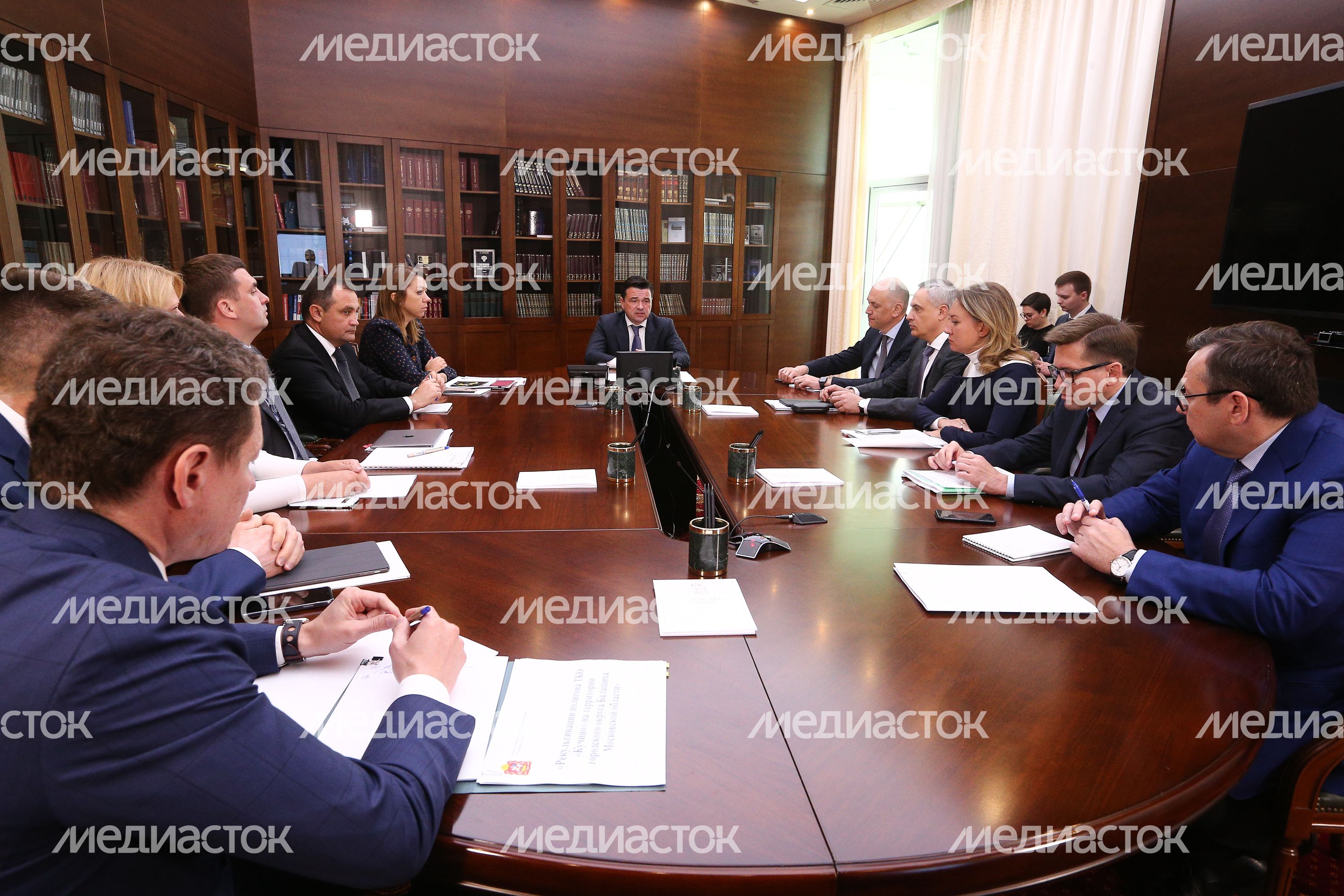 Совещание  губернатора Подмосковья с руководящим составом Правительства региона