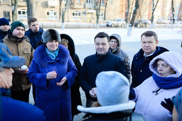 Встреча Губернатора Подмосковья с родителями учащихся СОШ №2