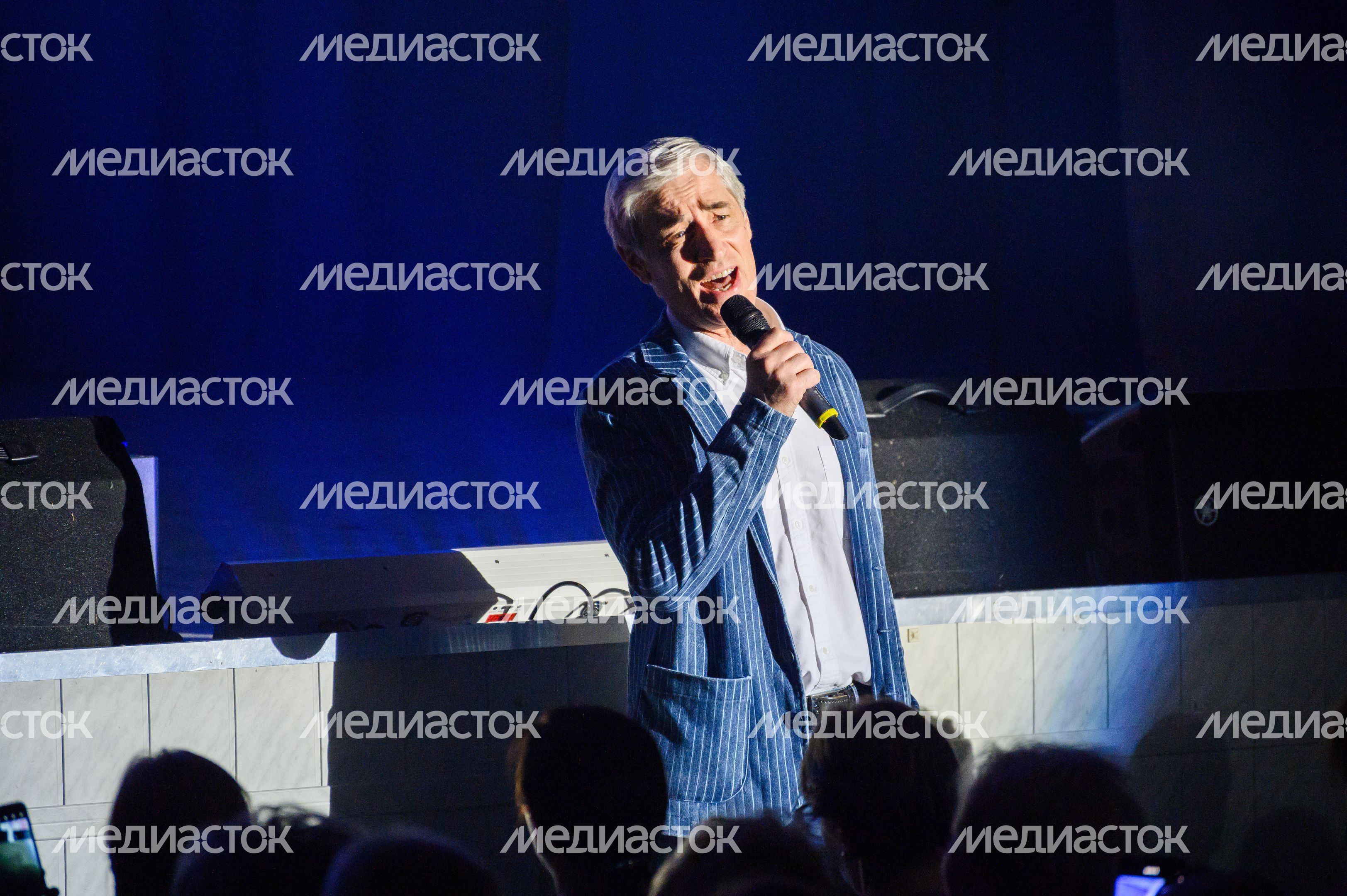 Открытие VIII Международного кинофестиваля «17 мгновений…» имени Вячеслава Тихонова Открытие VIII Международного кинофестиваля «17 мгновений…» имени Вячеслава Тихонова
