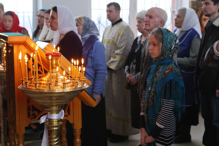 Церковная служба в Крещенский Сочельник в Луховицах