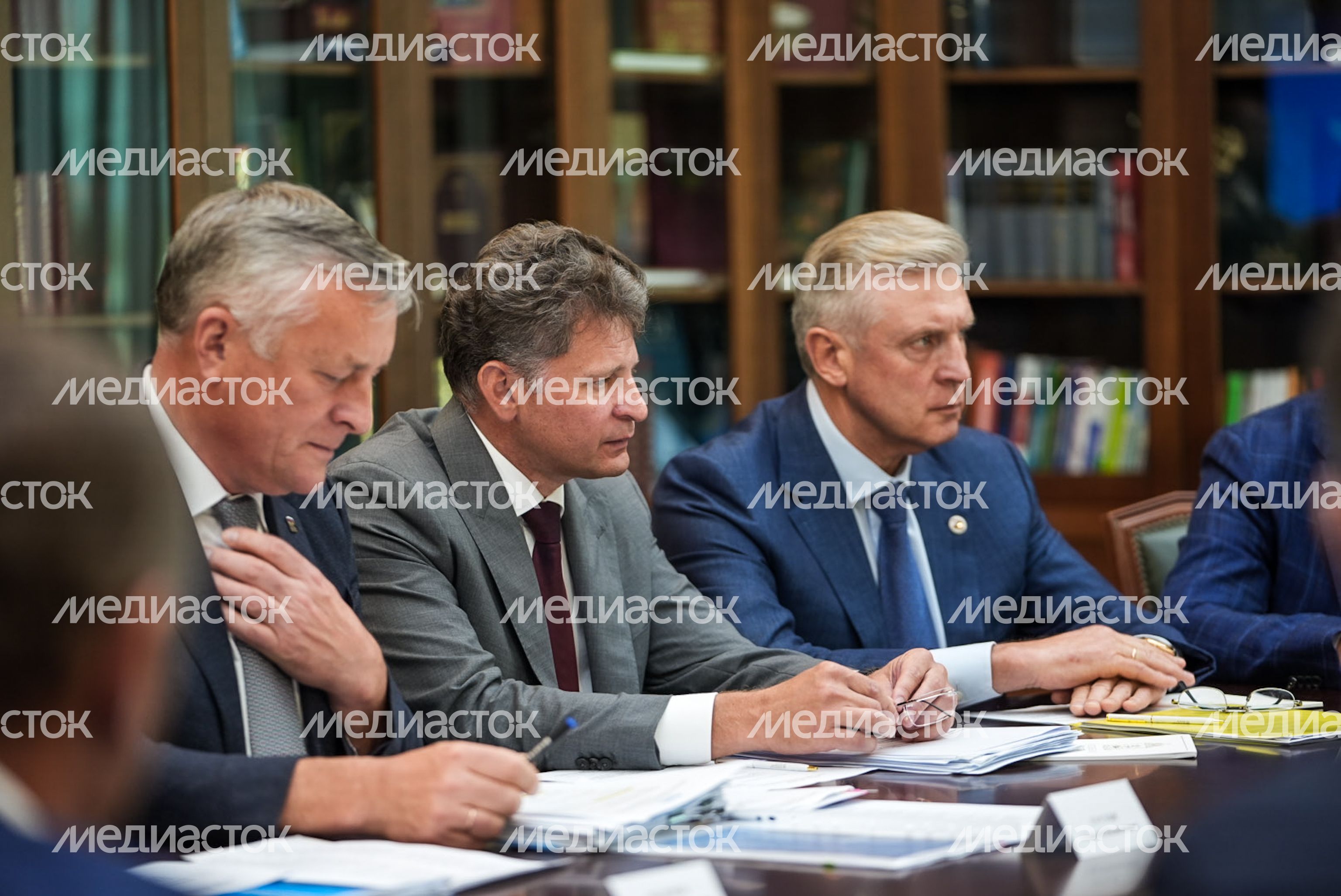 Андрей Воробьев обсудил приоритетные направления сотрудничества с представителями ПАО «Газпром» Андрей Воробьев обсудил приоритетные направления сотрудничества с представителями ПАО «Газпром»