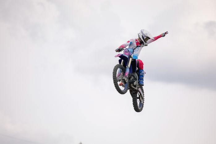 Шоу команды мотофристайла FMX13 в Лобне