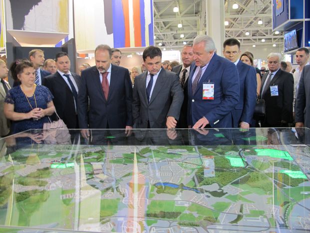Андрей Воробьев на XVI Международной строительной выставке