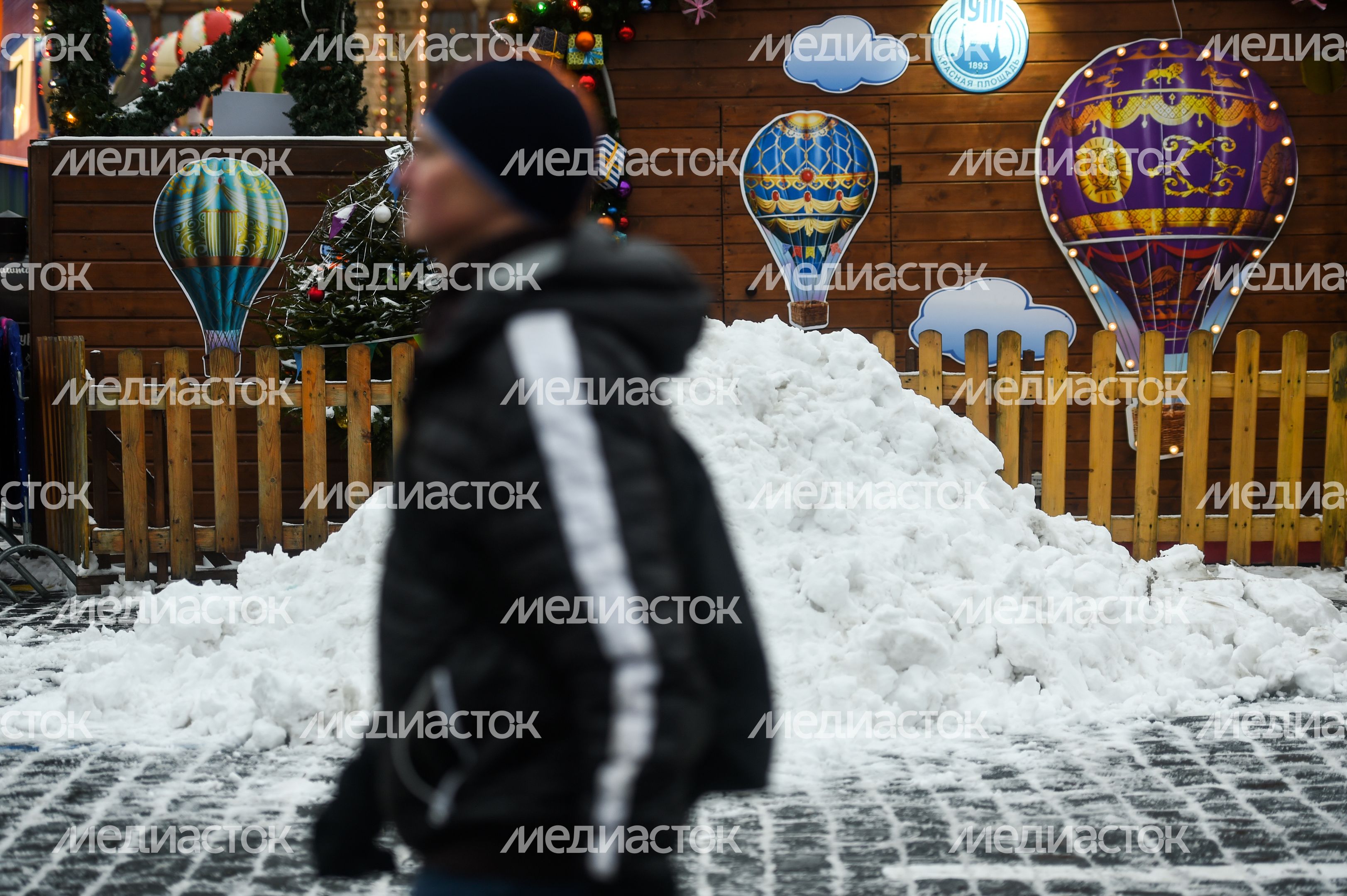 Последстивя сильного снегопада в Москве