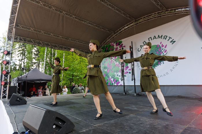 Кирилл Григорьев с командой принял участие во Всероссийской акции «Сад памяти»
