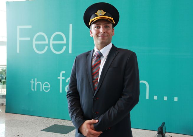 Показ формы бортпроводников DME Runway в Домодедово