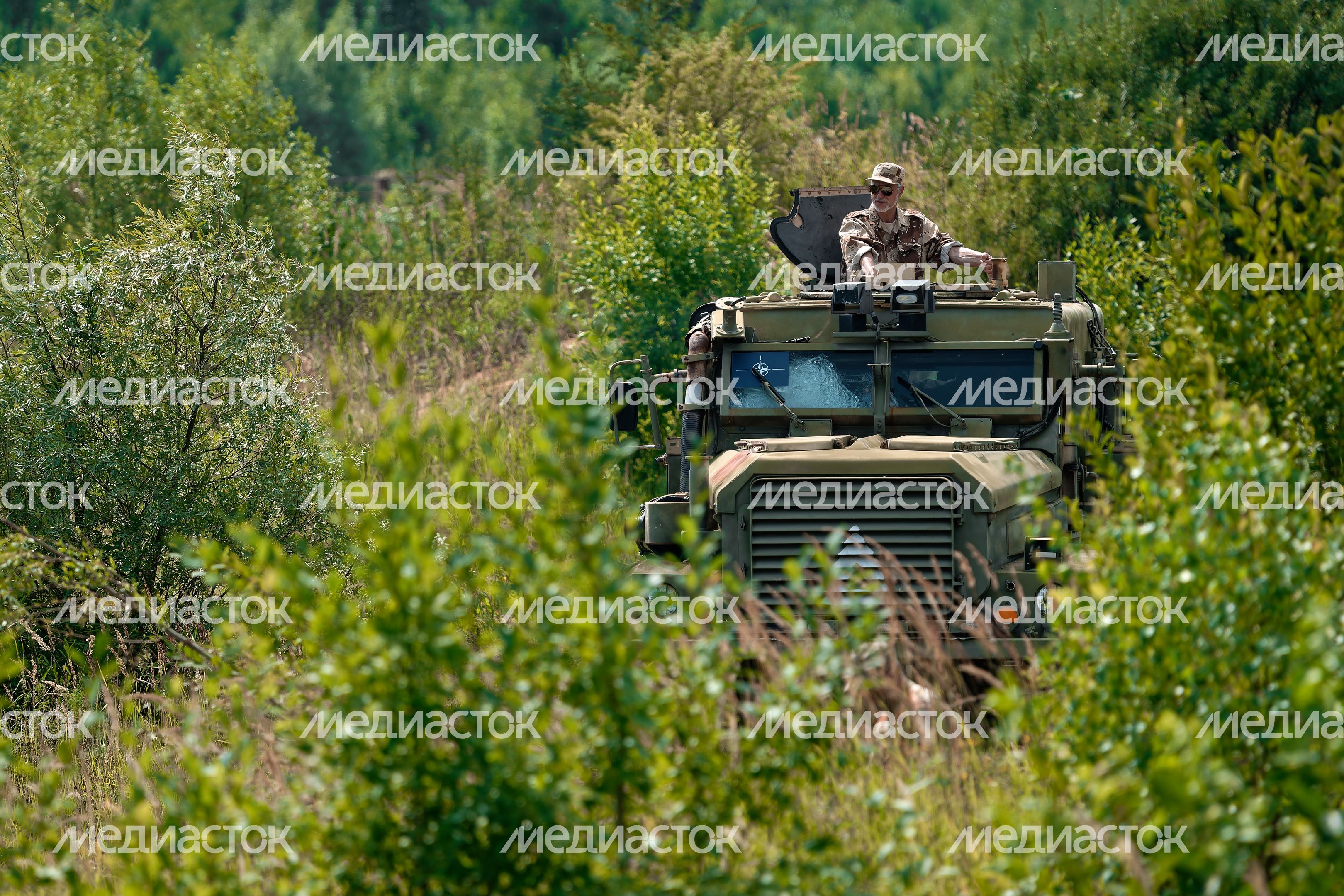 Тактическая реконструкция ко Дню ВДВ в парке "Патриот"