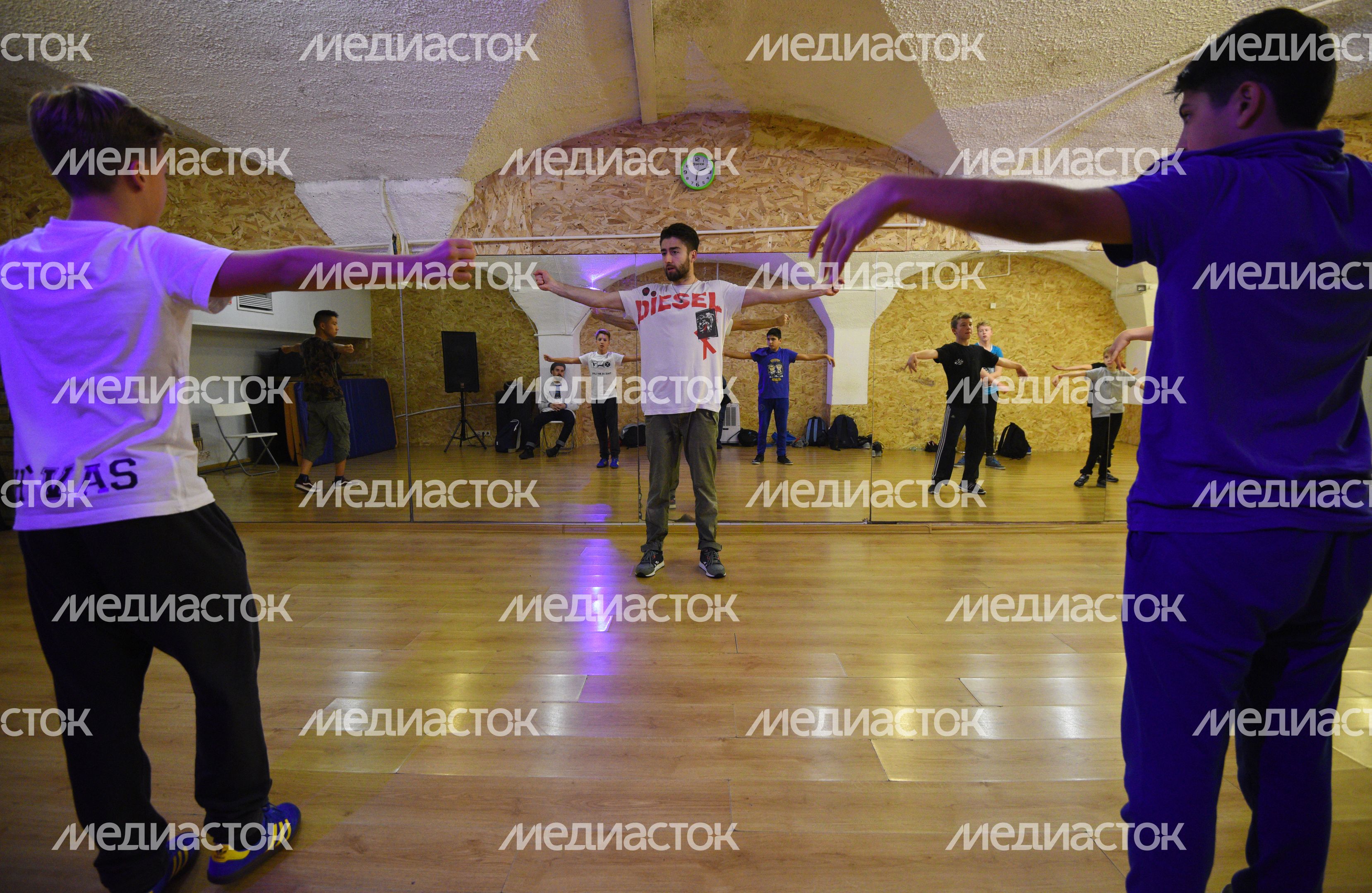 Школа брейк-данса THIRTEEN LINE в Москве