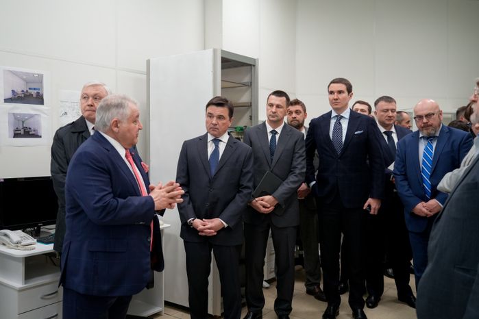 Андрей Воробьев посетил НИЦ "Курчатовский институт" ИФВЭ в Протвине