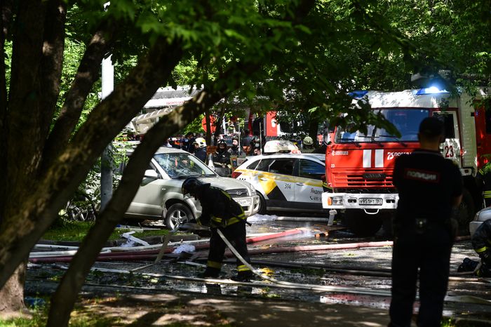 Кадры с места взрыва в доме на улице Проходчиков в Москве
