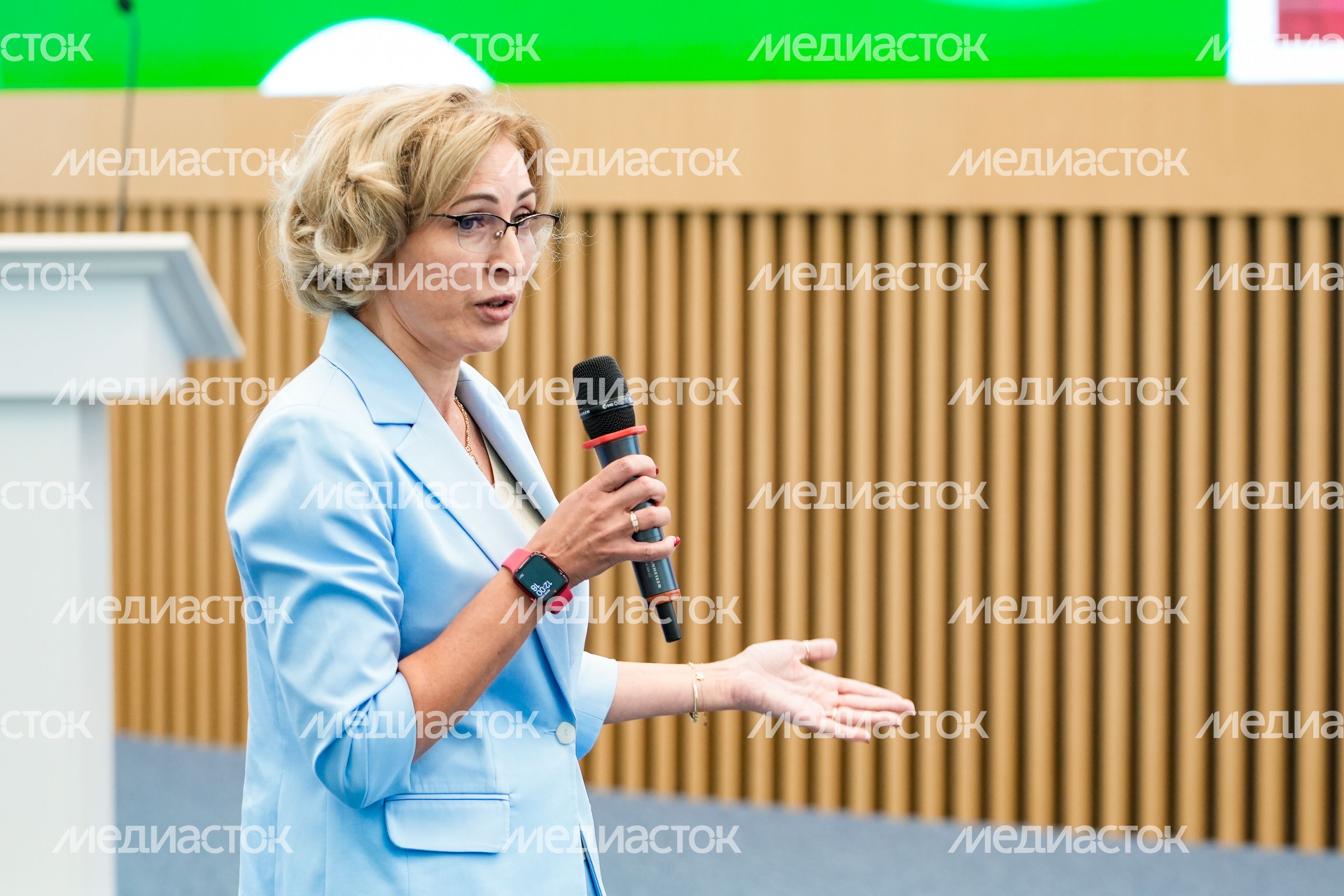 Сессия «Команду делают люди – трансформация к лучшему» прошла в Доме регионального правительства Сессия «Команду делают люди – трансформация к лучшему» прошла в Доме регионального правительства