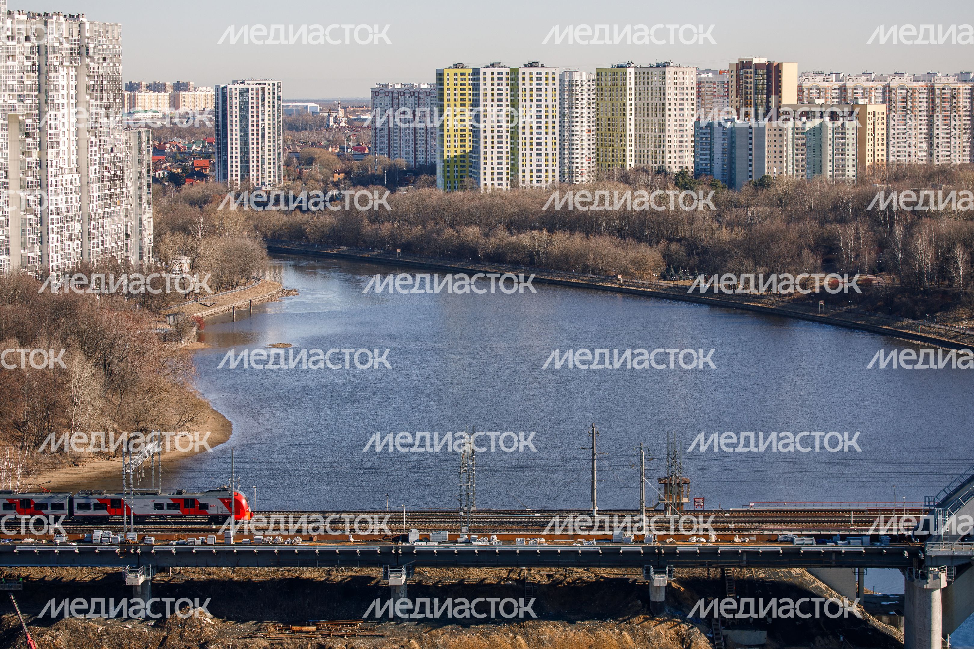 Весенние виды города Химки
