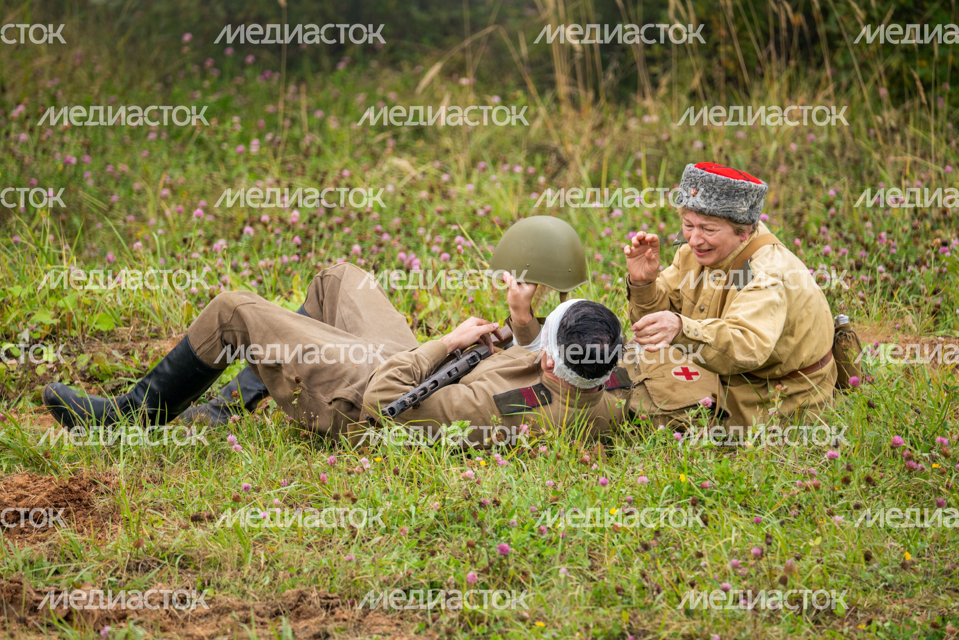 Военно-историческая реконструкция боя в День танкиста в парке «Патриот» Одинцовского округа Военно-историческая реконструкция боя в День танкиста в парке «Патриот» Одинцовского округа