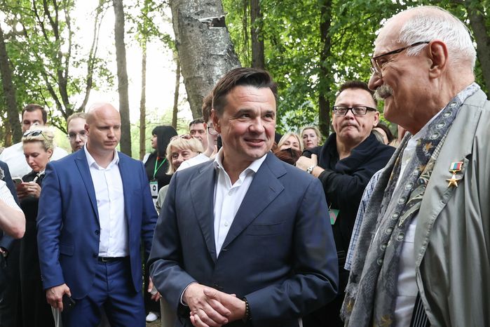 Андрей Воробьев посетил юбилейный фестиваль "Мелиховская весна" в Чехове