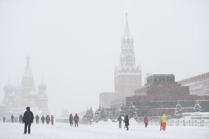 Рекордный снегопад в Москве и Подмосковье