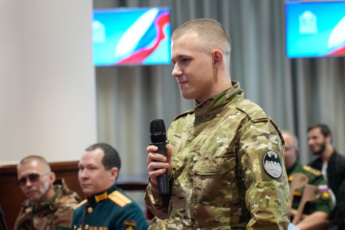 Вручение ключей от автомобилей ветеранам СВО и семьям погибших Героев