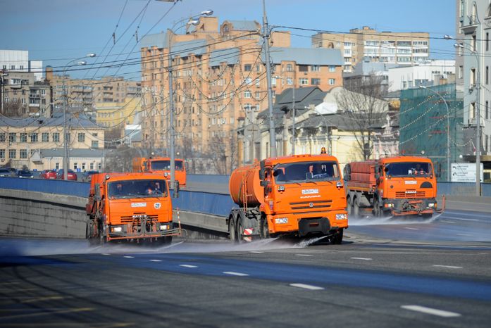 Мойка улиц и дорог Москвы