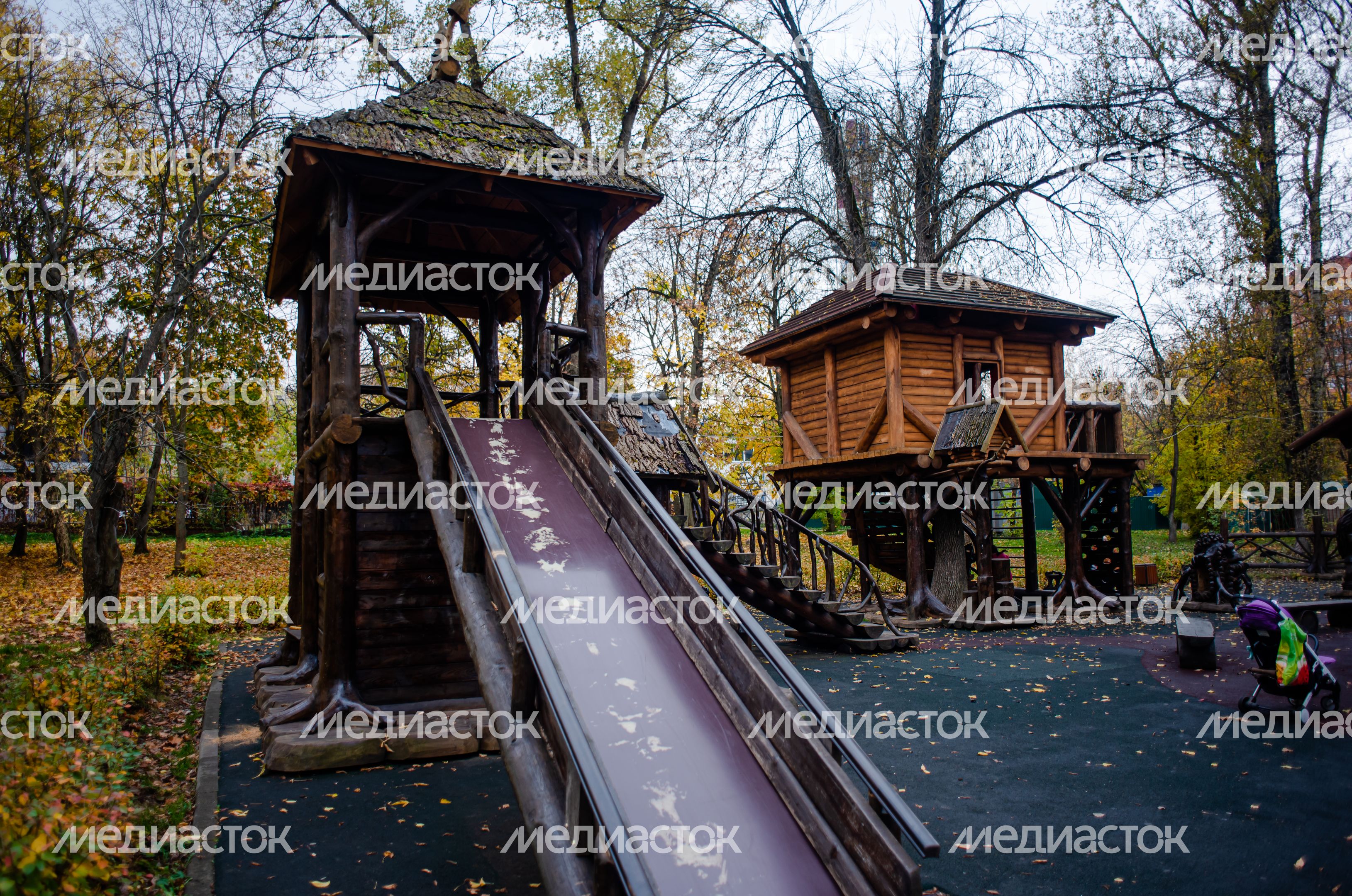 Осенние виды Городского парка в Щёлково