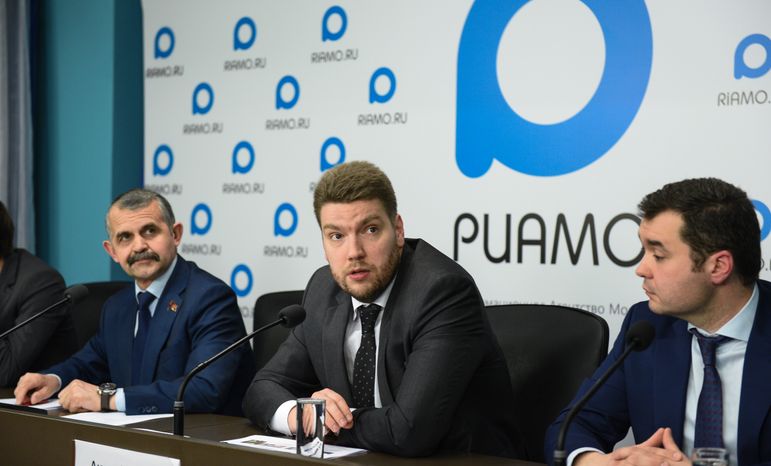 Брифинг по вопросу предоставления в Подмосковье земельных участков в аренду без проведения торгов