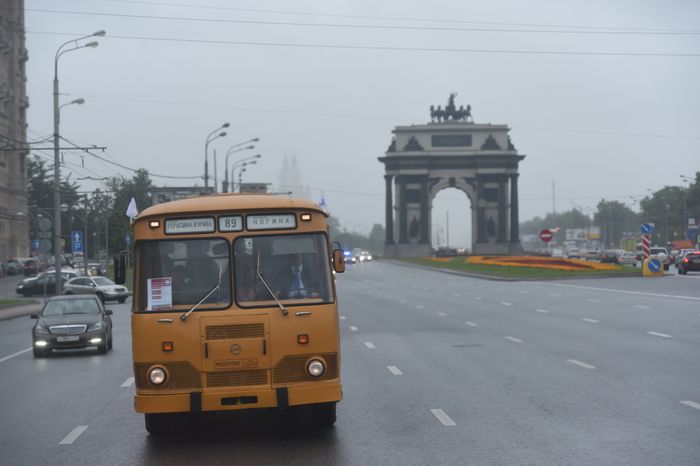Выставка ретротехники ко Дню московского транспорта