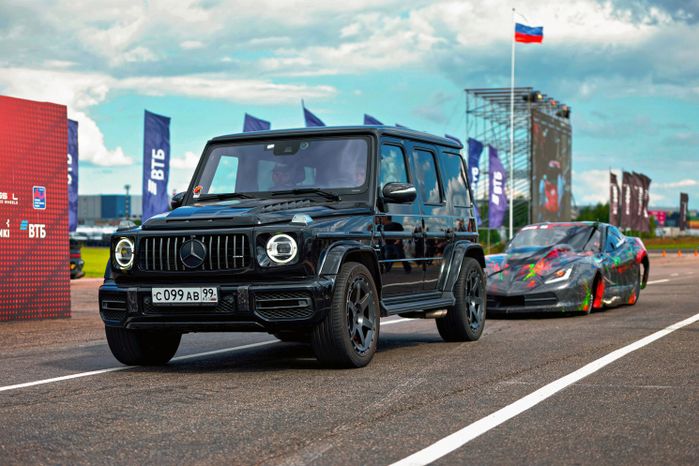 Чемпионат и Кубок России по дрэг-рейсингу RDRC 2026. Заезд автомобилей на автодроме RDRC Racepark в Раменском округе
