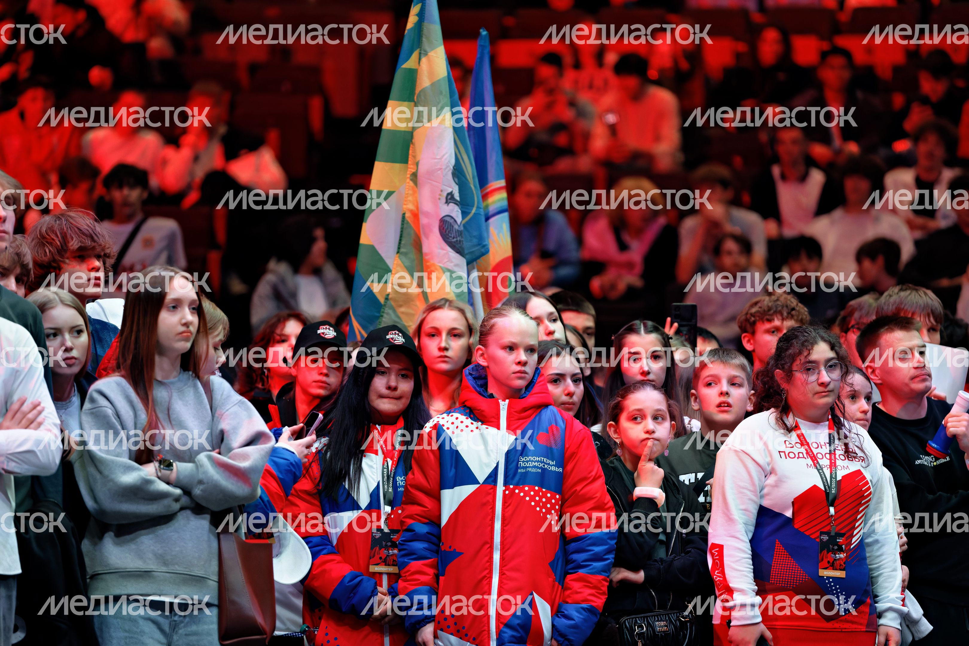 Зрители грандиозного финала Единой школьной лиги Московской области в «Live Арене» в Одинцово Зрители грандиозного финала Единой школьной лиги Московской области в «Live Арене» в Одинцово