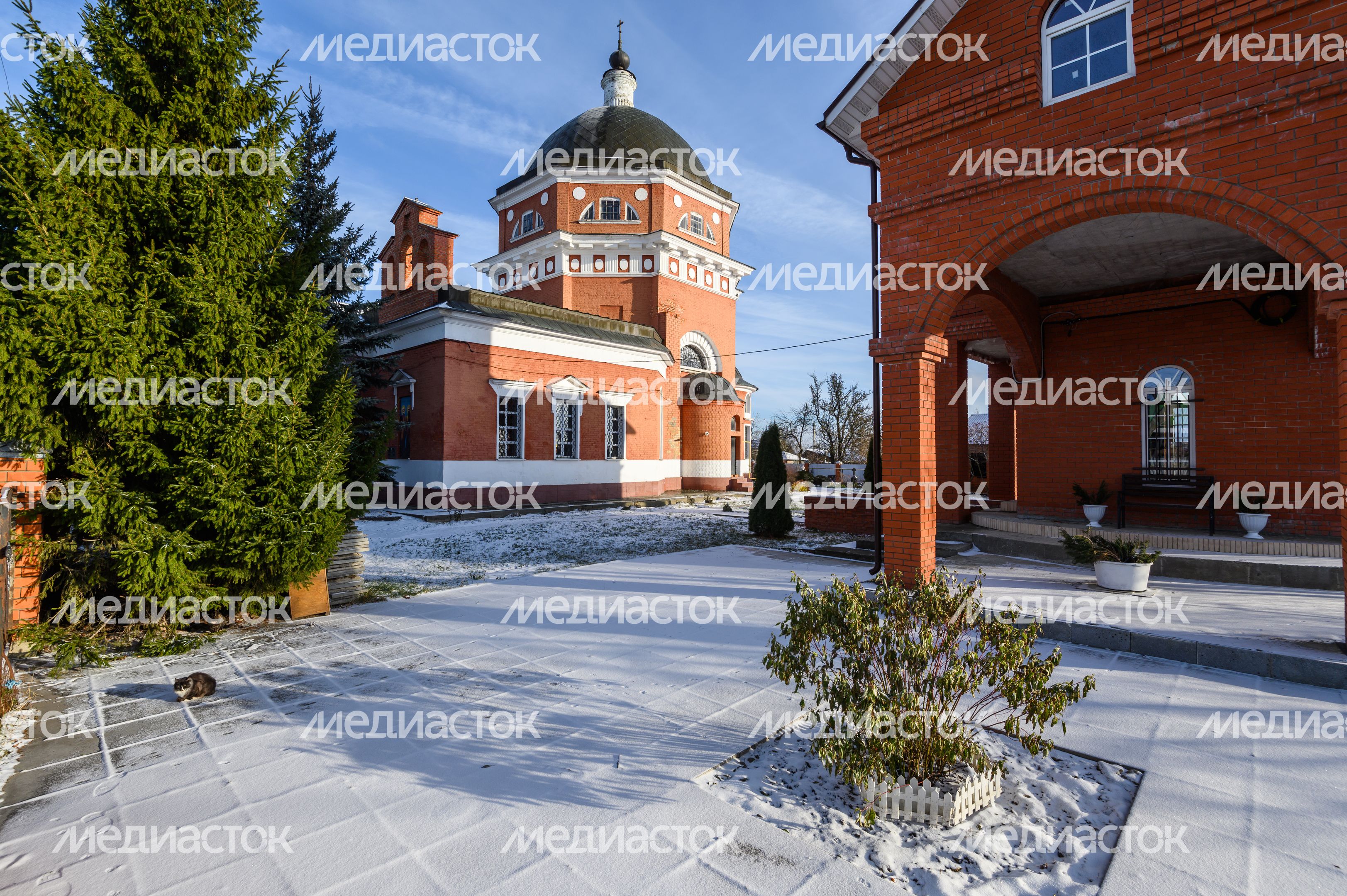 Церковь Иверской иконы Божией Матери в селе Растуново округа Домодедово Церковь Иверской иконы Божией Матери в селе Растуново округа Домодедово